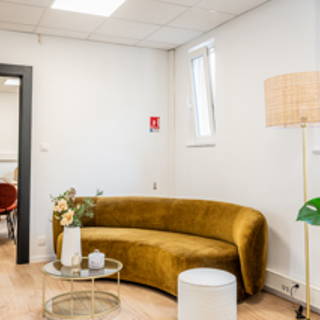 Bureau privé 9 m² 1 poste Coworking Rue Harelle Metz 57000 - photo 4